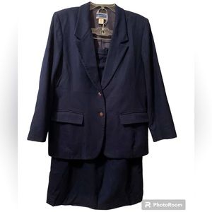 Pendleton 100% virgin lambs wool 2 piece skirt suit Navy Women’s 14